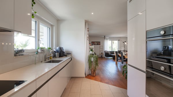 Elegante 4.5-Zimmer-Wohnung mit viel Liebe zum Detail in Glattfelden 3