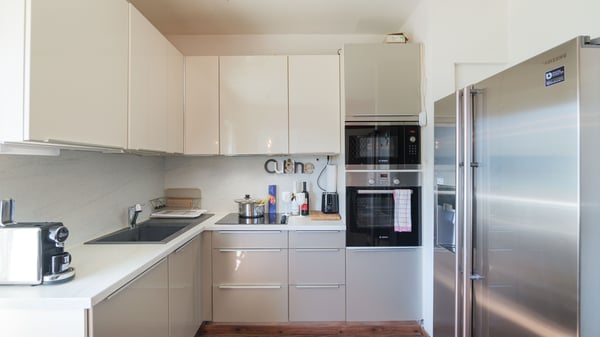 Fantastische 4.5-Zimmer-Wohnung mit Aussicht in Muralto 4