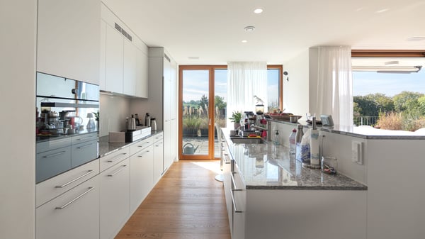 Grosszügige 4.5-Zimmer-Terrassenwohnung in Gebenstorf 3
