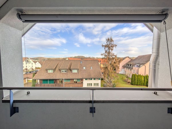 Charmante 1.5-Zimmer-Dachwohnung in Hegnau 9