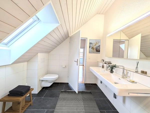Charmante 1.5-Zimmer-Dachwohnung in Hegnau 5