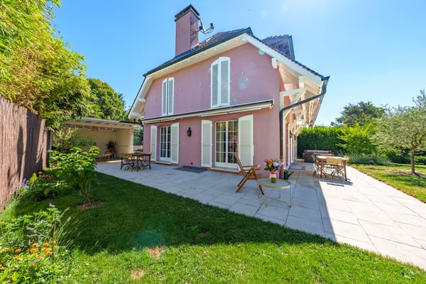 Maison individuelle familiale à Collonge-Bellerive – Accès lac et jardin piscinable 3