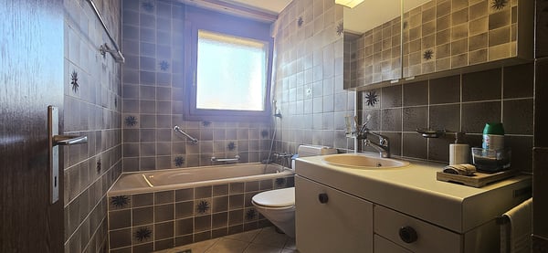 Helle 4.5-Zimmer-Wohnung mit Panoramabalkon in Bern Bümpliz - Ihr neues Zuhause mit Weitblick 8
