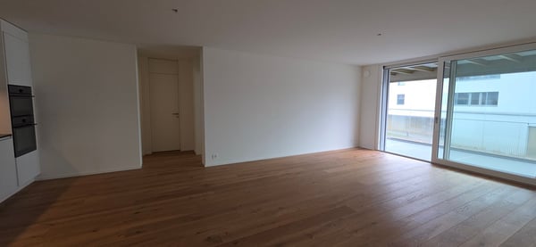Moderne 3.5-Zimmer-Wohnung mit Wintergarten-Balkon in Schmerikon 5