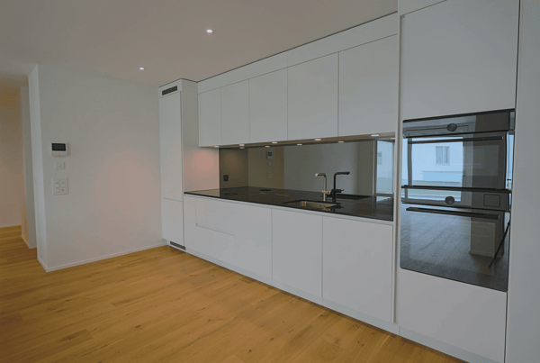 Attraktive 3.5-Zimmer-Wohnung mit grossem Wintergarten-Balkon 4