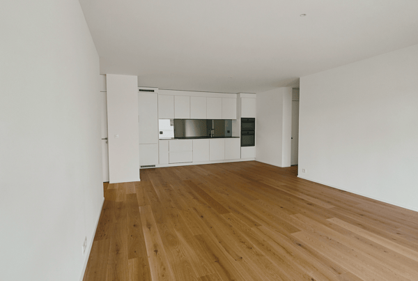 Attraktive 3.5-Zimmer-Wohnung mit grossem Wintergarten-Balkon 3