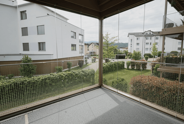 Attraktive 3.5-Zimmer-Wohnung mit grossem Wintergarten-Balkon 8