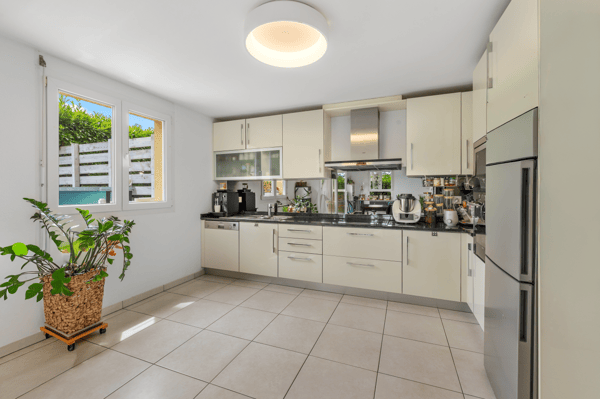 Appartement lumineux de 4.5 pièces avec jardin à Léchelles 4