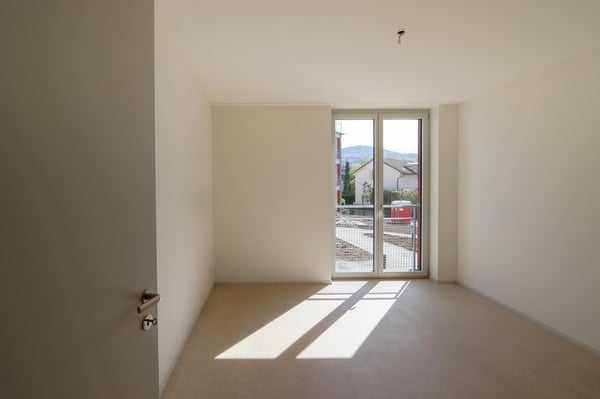 Hochwertige 4.5 Zi-Neubauwohnung im EG zentral und naturnah gelegen 8