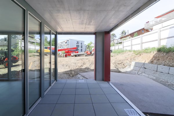 Hochwertige 4.5 Zi-Neubauwohnung im EG zentral und naturnah gelegen 11