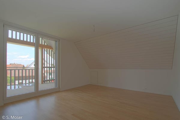 3.0 Zimmer Dachwohnung in naturnaher Lage 3