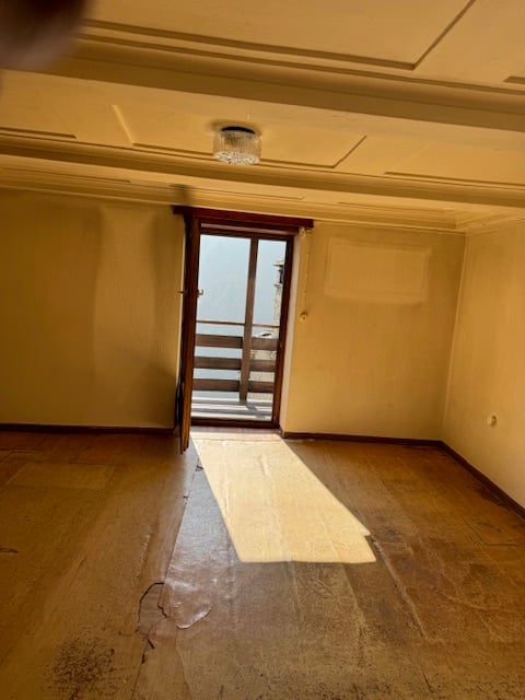 ONSERNONE COMOLOGNO - Casa rustica - due appartamenti 12