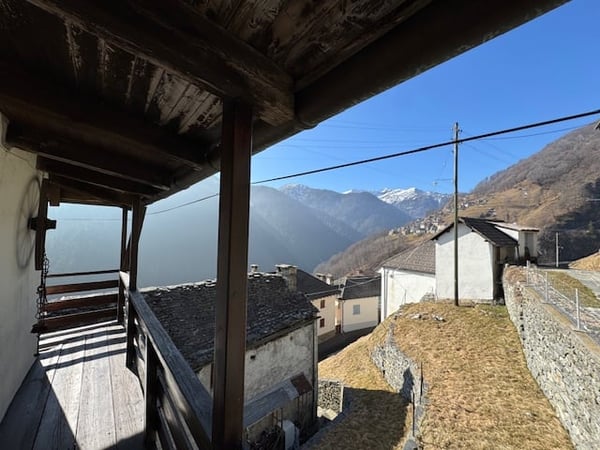 ONSERNONE COMOLOGNO - Casa rustica - due appartamenti 7
