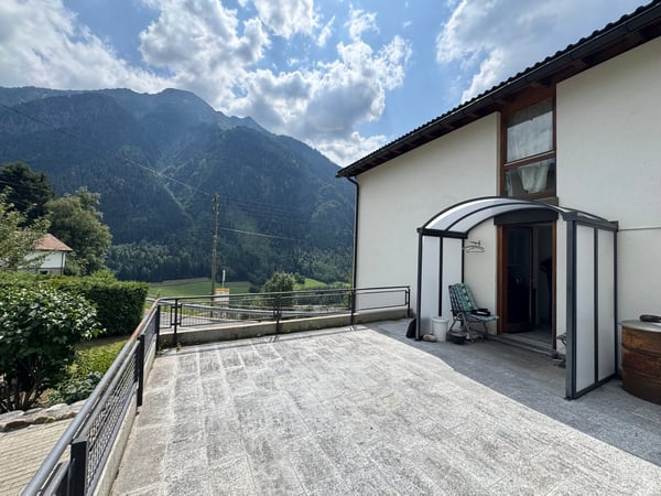 Incantevole casa unifamiliare a Quinto – 3.5 locali con garage e giardino 4