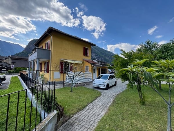 Casa unifamiliare di 1 locali a Biasca 1