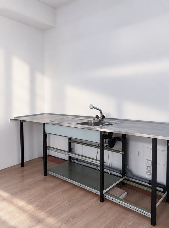 Atelier lumineux à louer – Rue de la Gurzelen 5, Bienne 5