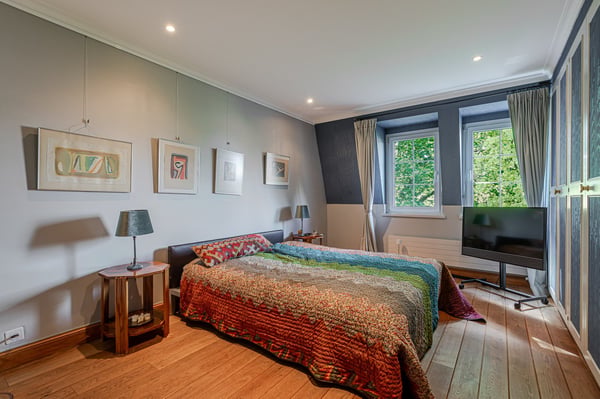 Prestigious property in Coppet 10