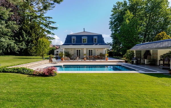Prestigious property in Coppet 2