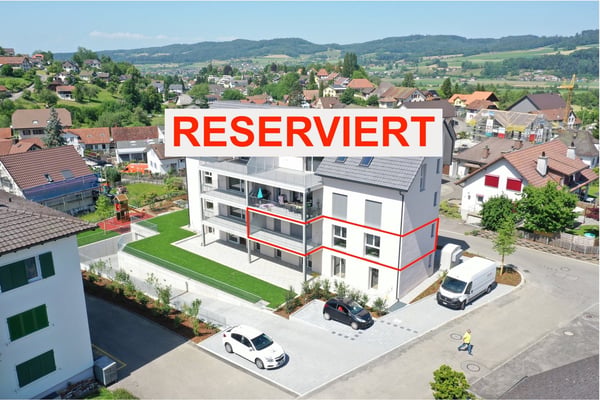 *RESERVIERT*