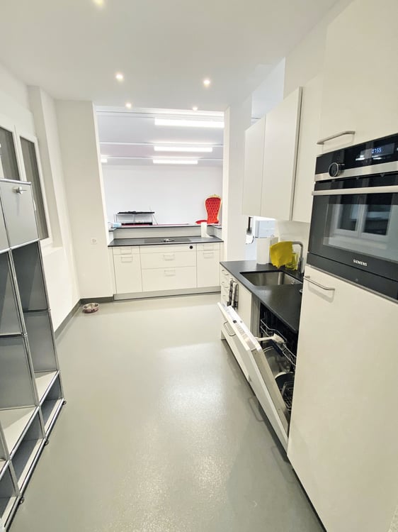 Attraktive Gewerbe-/Verkaufsfläche am Kreuzplatz in Aesch – 290 m², rollstuhlgängig & renoviert 7