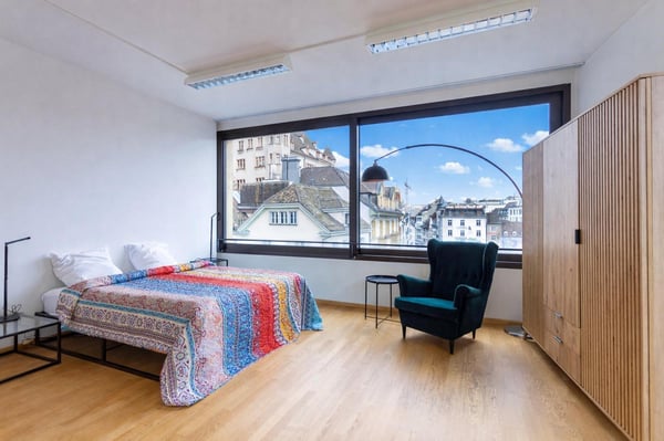 Möbliertes Atelier mitten in Basel, zwischen Barfüsserplatz und Steinenvorstadt 1