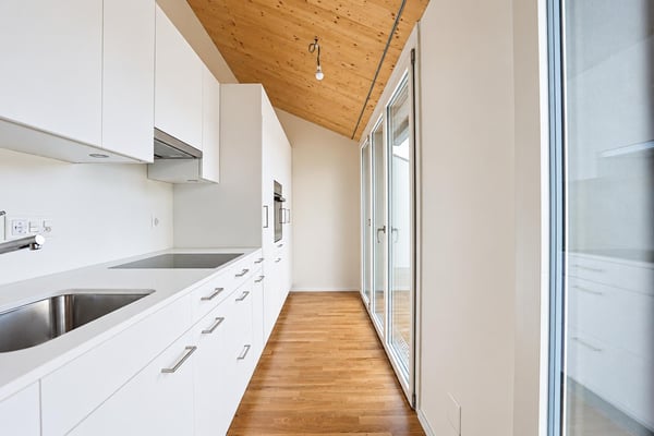 Lichtdurchflutete 3.5-Zimmer-Dachwohnung mit zwei Dachterrassen im Paulus-Quartier 2