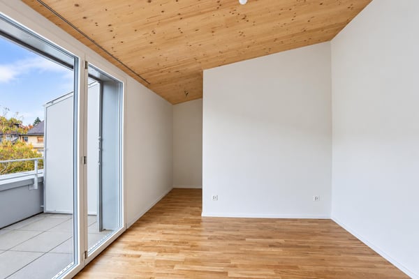 Lichtdurchflutete 3.5-Zimmer-Dachwohnung mit zwei Dachterrassen im Paulus-Quartier 6