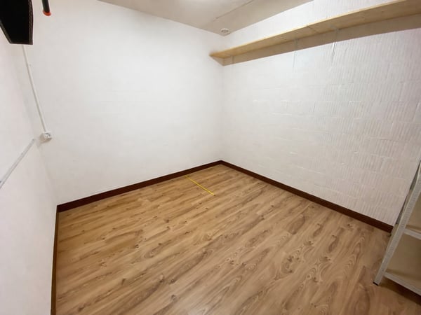 Modern wohnen auf Eigentumsniveau - 4.5 Zimmer mit zwei Wintergärten 12