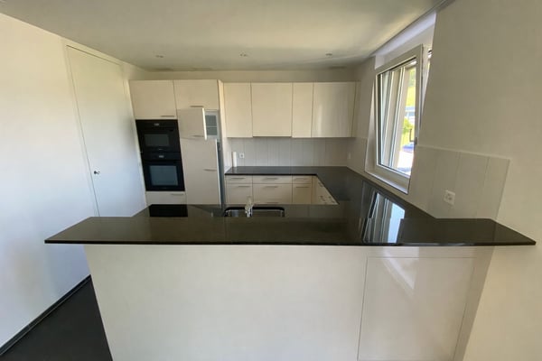 Modern wohnen auf Eigentumsniveau - 4.5 Zimmer mit zwei Wintergärten 2