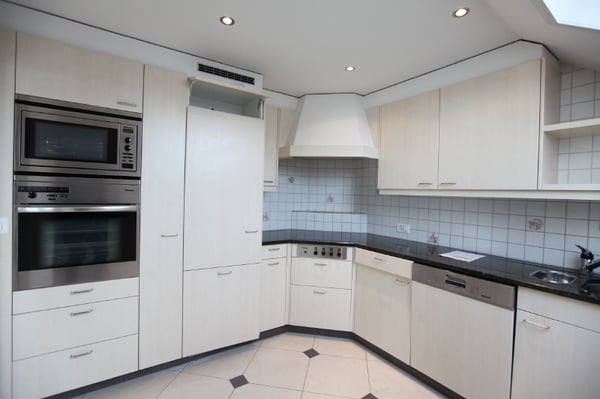 Exklusive 5.5-Zimmer-Maisonettewohnung mit Galerie und grossem Balkon 5