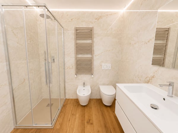 Elegante 4.5 locali ristrutturato in bella zona residenziale a Stabio 10