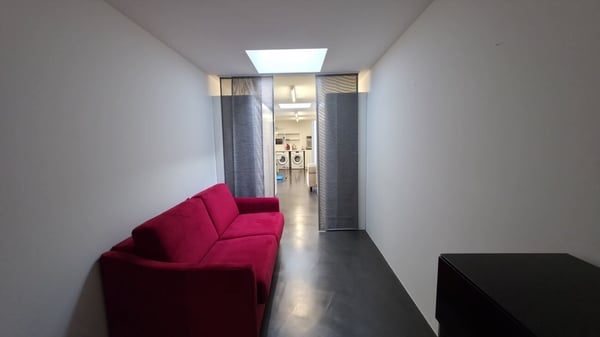 Zeitgenössische Liegenschaft mit Garage, Innenlift und spektakulärer 180°-Panoramasicht 20