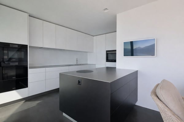 Zeitgenössische Liegenschaft mit Garage, Innenlift und spektakulärer 180°-Panoramasicht 6