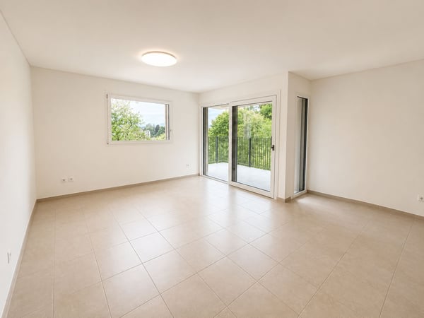 Ampio 2.5 locali con terrazzo abitabile immerso nel verde di Vacallo 2