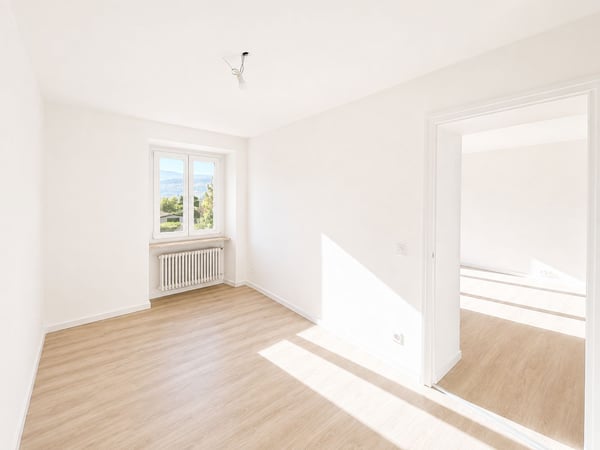 Wunderschöne 2.5-Zimmer-Wohnung im 1. Stock im Herzen von Tegna 8