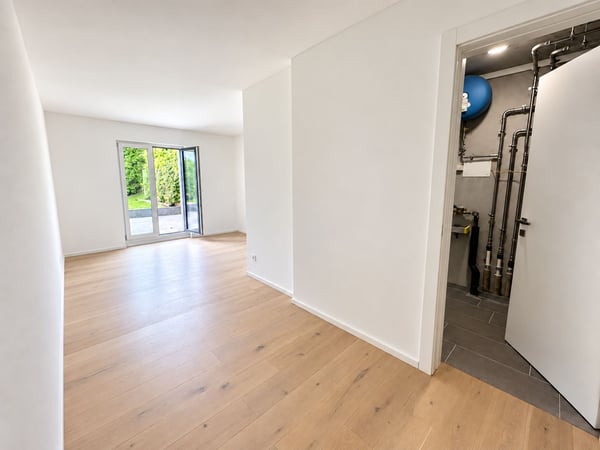 MENDRISIO - Spazioso appartamento 4.5 locali con studio, lavanderia privata, terrazza e giardino 6