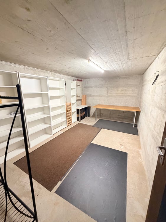 Charmante 2.5 Zimmerwohnung in der Natur 9