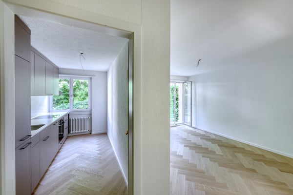 Wohnen mit Qualität - sanierte 3.0-Zimmer-Wohnung in Zug 2