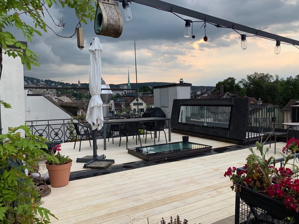 Einmalige, charmante Wohnung mit Dachterrasse im Herzen von Zürich 2