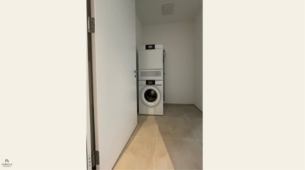 Sonnig, modern und hochwertig – 2.5 Zimmer Wohnung mit unverbaubarer Aussicht 9