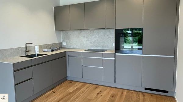 Sonnig, modern und hochwertig – 2.5 Zimmer Wohnung mit unverbaubarer Aussicht 6