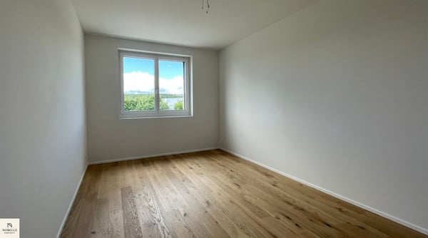 Sonnig, modern und hochwertig – 2.5 Zimmer Wohnung mit unverbaubarer Aussicht 7