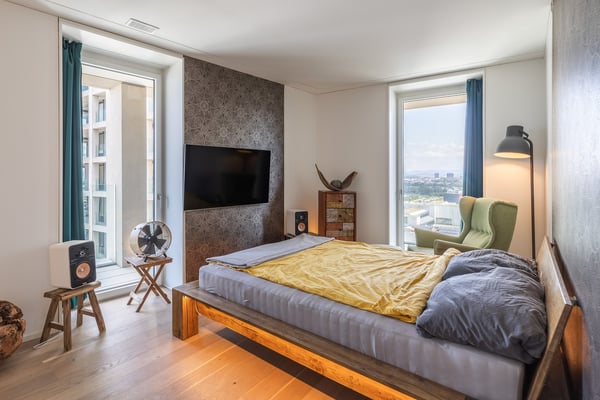 Exklusive 2 Zimmer Wohnung mit Panorama über den Dächern von Zürich 5