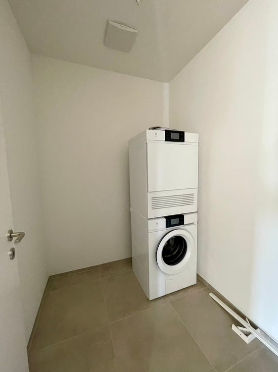 Modernes Wohnen mit grosszügigem Aussenbereich 12