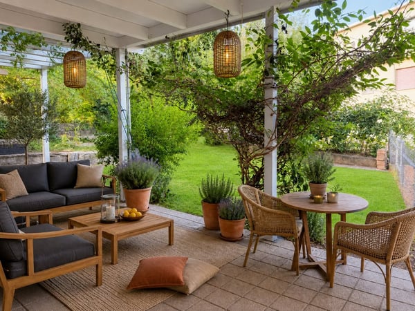Aussergewöhnlich grosszügiges 7.5-Zimmer mit Südgarten und vielseitigem 2. Obergeschoss 6