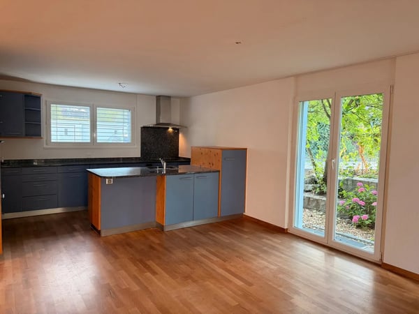 Aussergewöhnlich grosszügiges 7.5-Zimmer mit Südgarten und vielseitigem 2. Obergeschoss 5