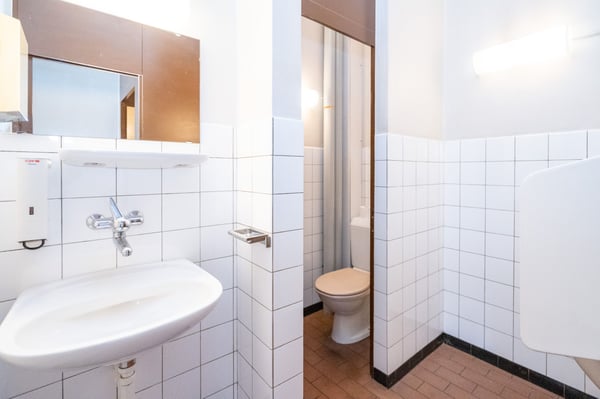 Zentral gelegenes Ladenlokal mit Terrasse in Steffisburg kaufen 8