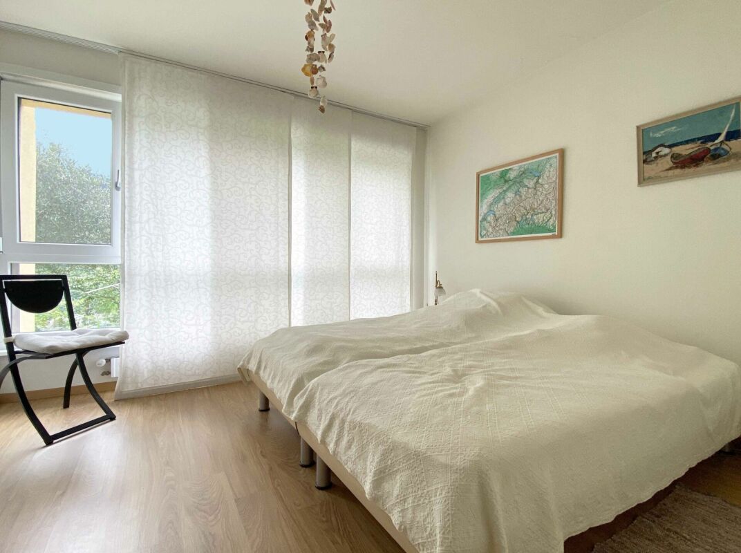 CASA CON SORPRESA! BEN CURATA E SPAZIOSA A POCHI MINUTI DAL LAGO E DAL CONFINE