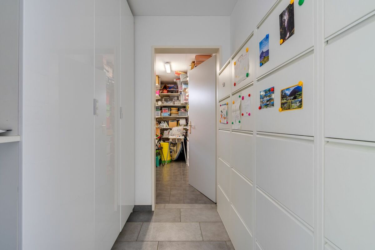 DAVESCO · CASA MODERNA CON GIARDINO E VISTA APERTA SUL LAGO DI LUGANO