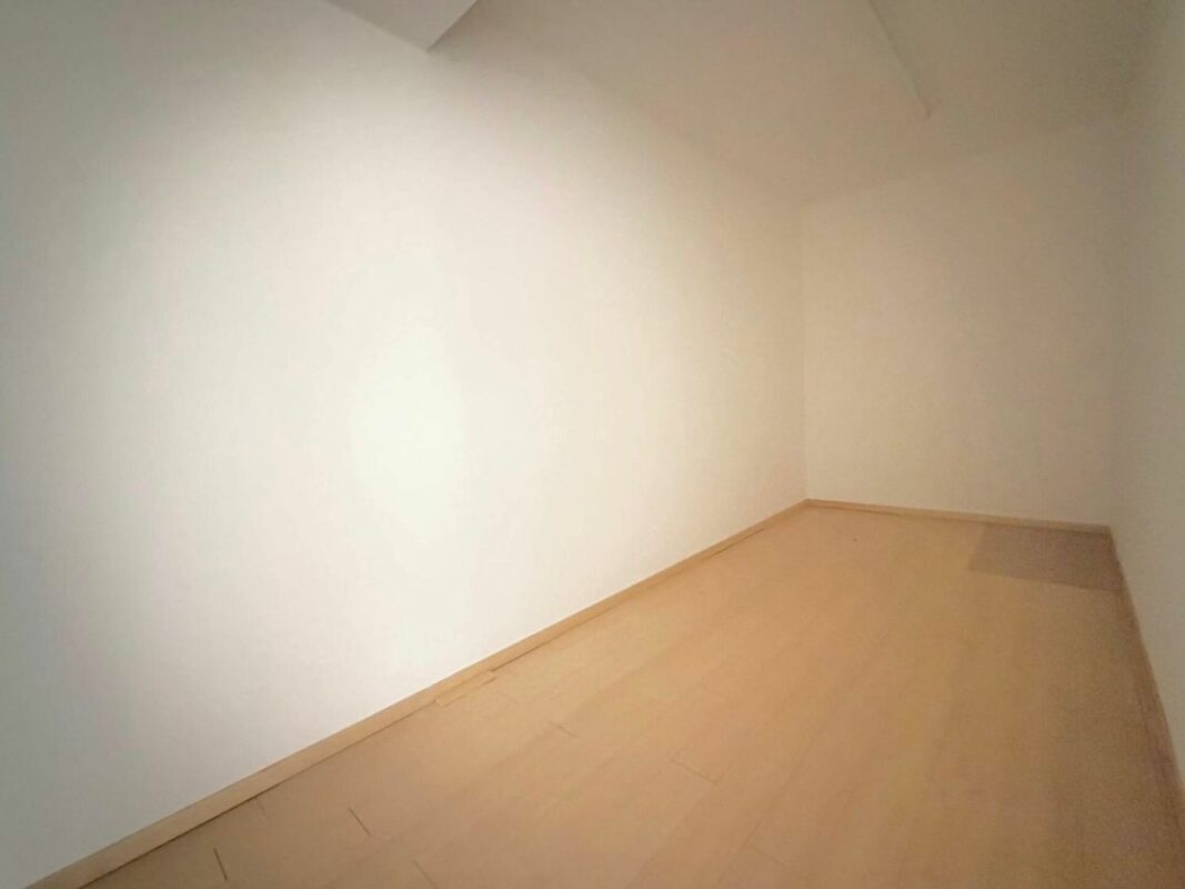 LUGANO · UFFICIO IN ZONA CENTRALISSIMA E DISPONIBILE DA SUBITO · 198 m2